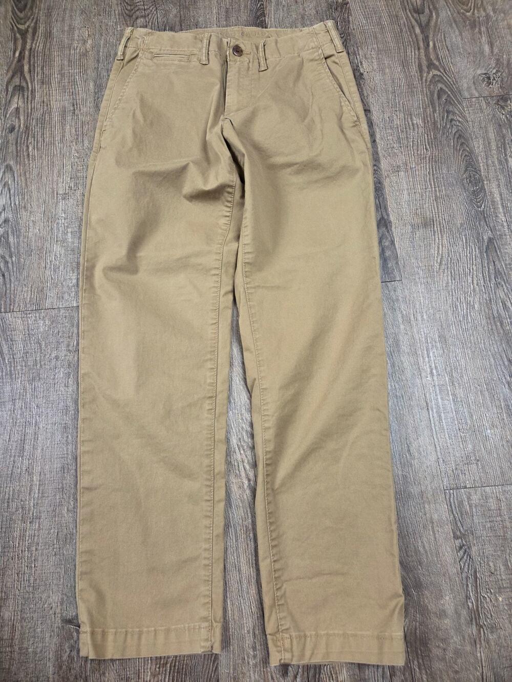 American Eagle Khaki's Original Straight Men's Pants 28x28 (tag says 28x30)